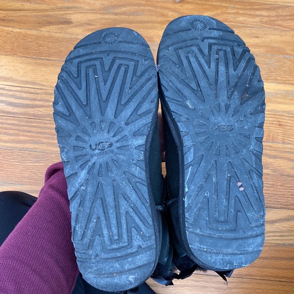 Black Bailey Bow Ugg Boots Medium Height - Worn - Picture 8 of 8